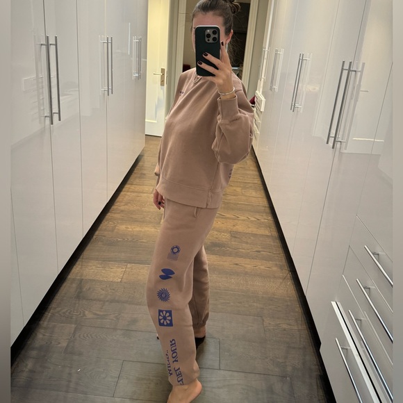 TNA Tan Sweatsuit - Picture 2 of 4